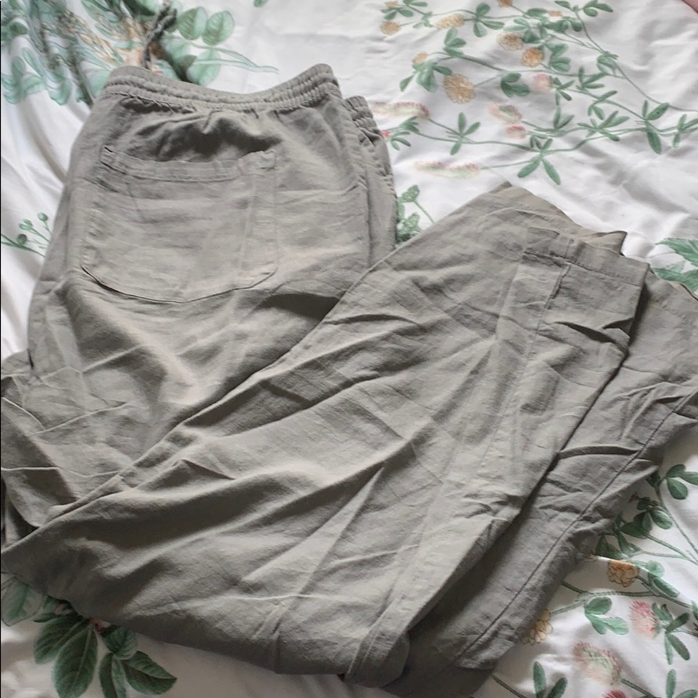 Linen breezy pants, stone color.